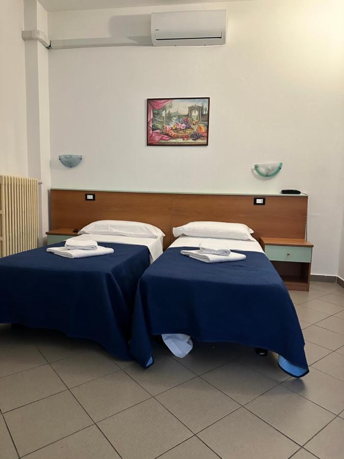 Hotel Mercurio Milaan Buitenkant foto