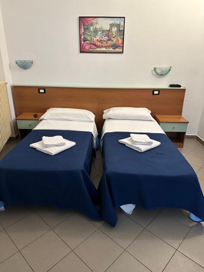 Hotel Mercurio Milaan Buitenkant foto