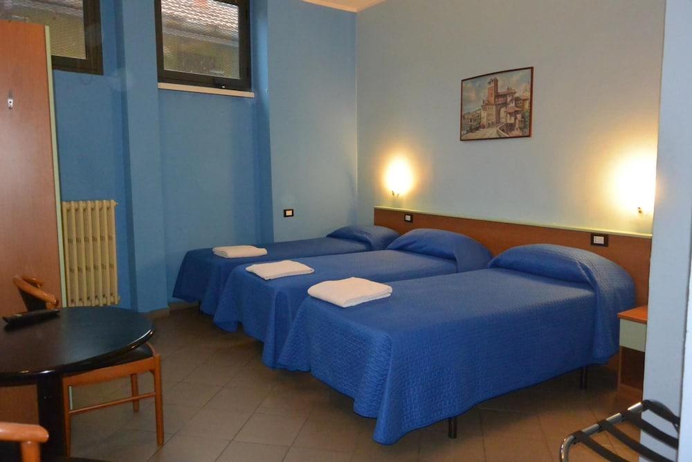 Hotel Mercurio Milaan Buitenkant foto