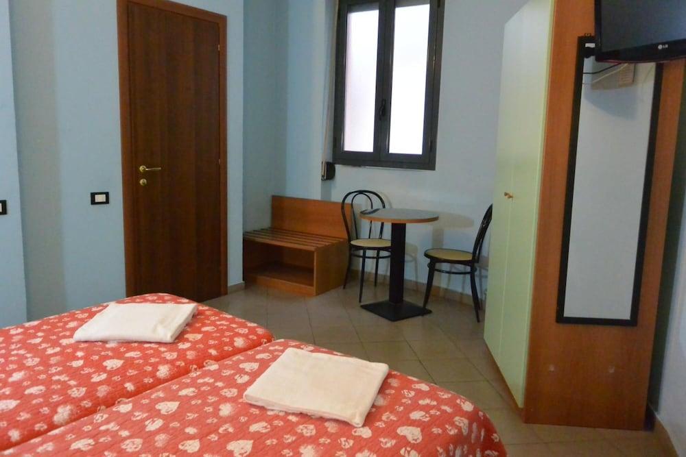 Hotel Mercurio Milaan Buitenkant foto
